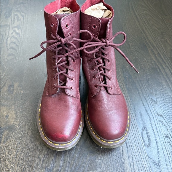 DR. MARTENS 1460 Pascal Virginia Leather Boots - Picture 5 of 14
